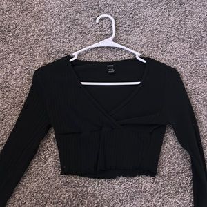 long sleeve black , cross over cheat tee